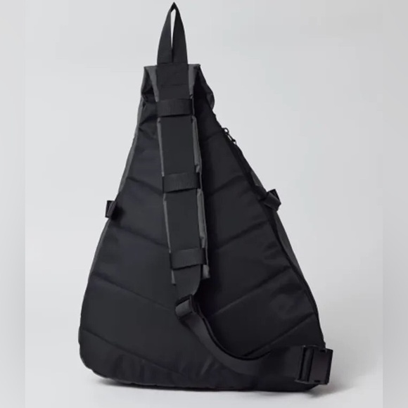 Urban Outfitters Unisex City Sling Bag One Strap Style Shoulder Backpack - Picture 3 of 16